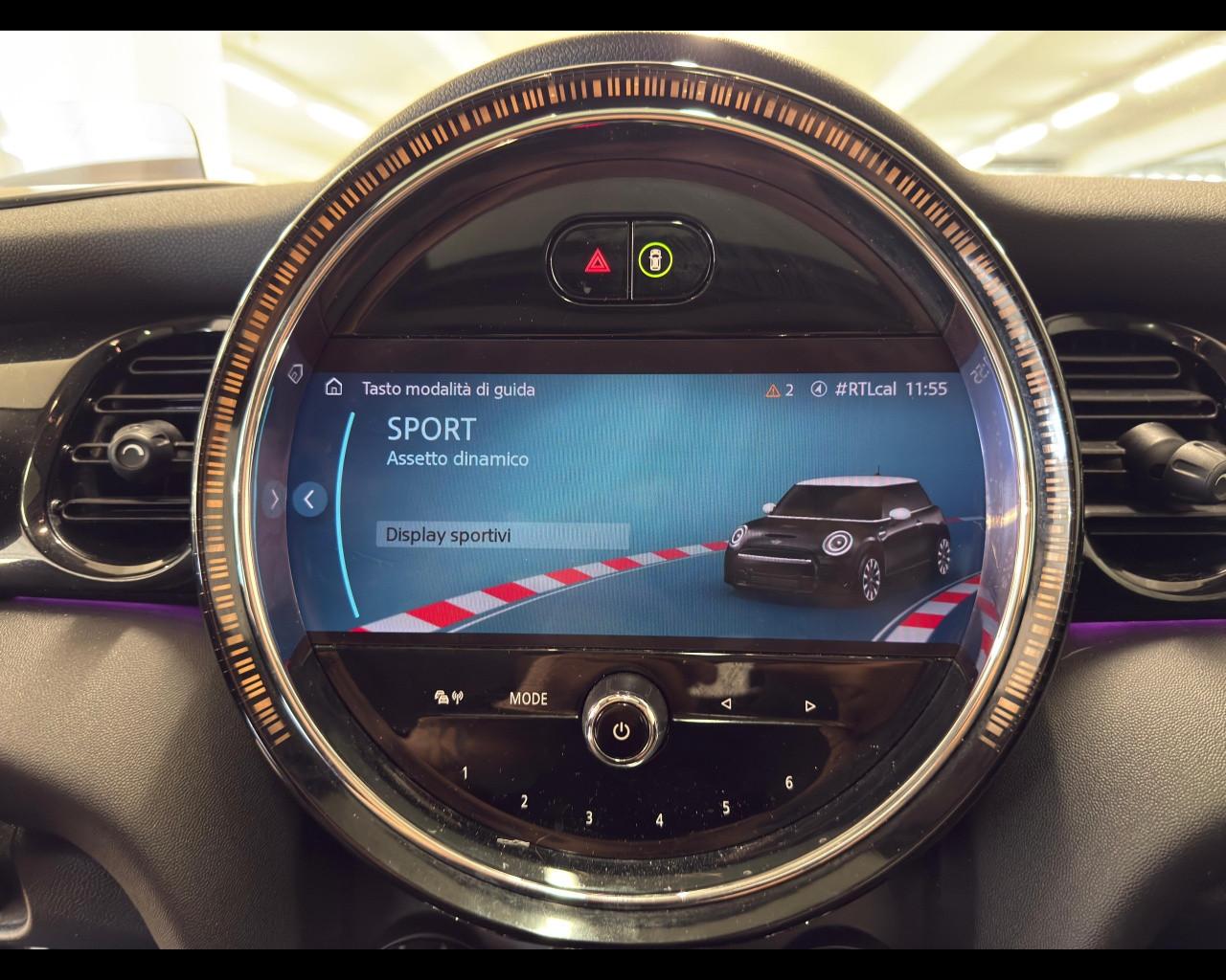 MINI Mini 4ª serie (F56) - Mini 1.5 Cooper Essential