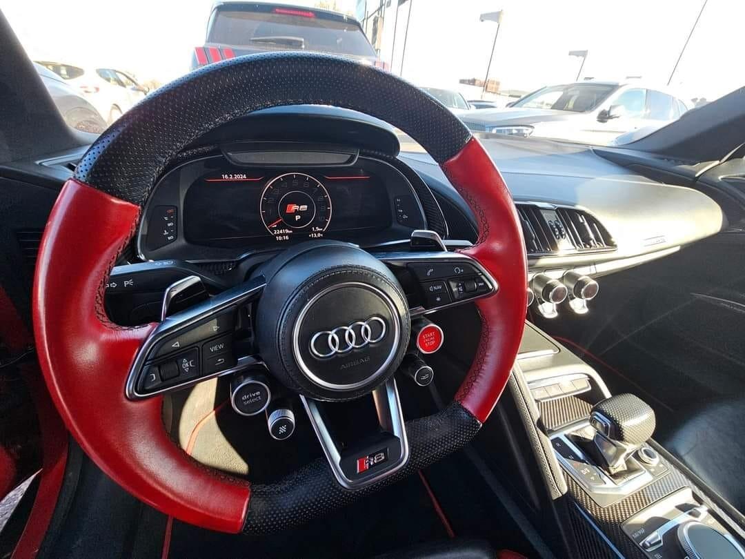 Audi R8 Spyder 5.2 FSI quattro S tronic