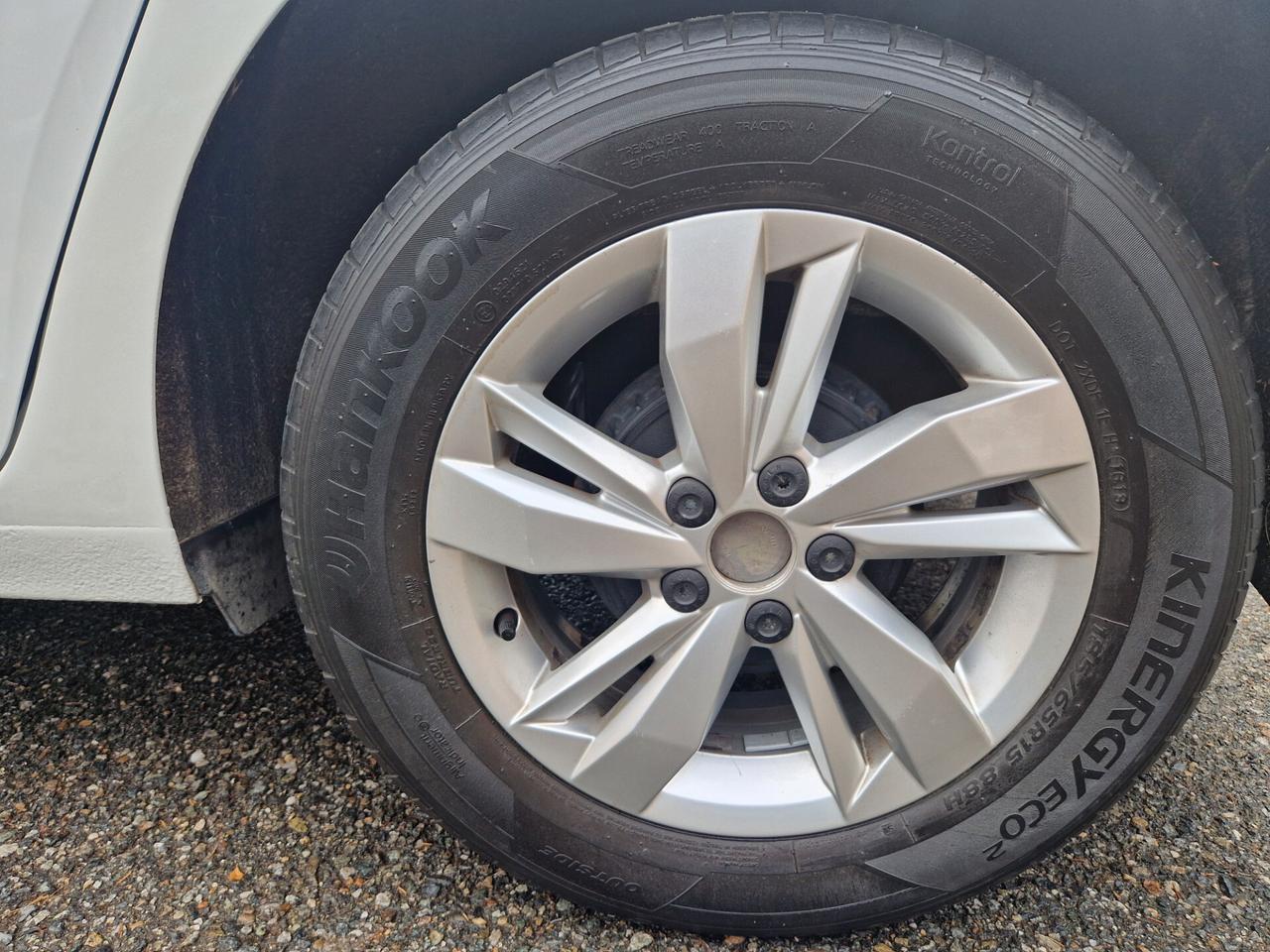 Volkswagen Polo 1.0 80CV "55.200 km" Carplay, Sensori, Clima bizona