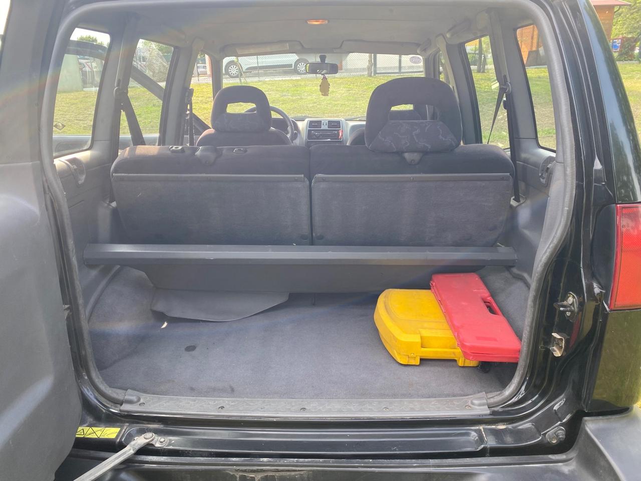 Nissan Terrano II Terrano II 2.7 Tdi 3 porte SR