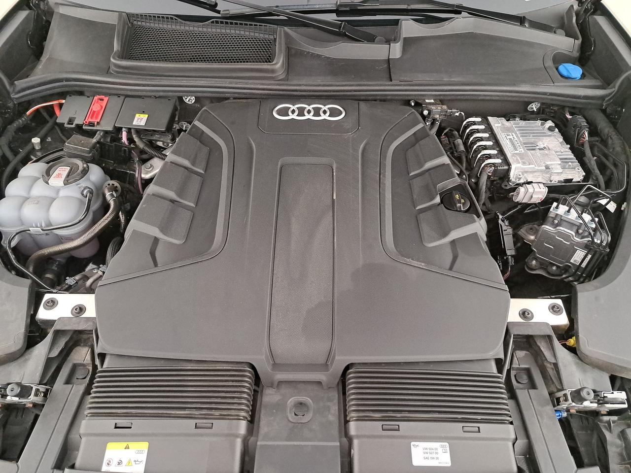 Audi Q8 3.0 tdi mhev s line edition quattro 286cv tiptronic