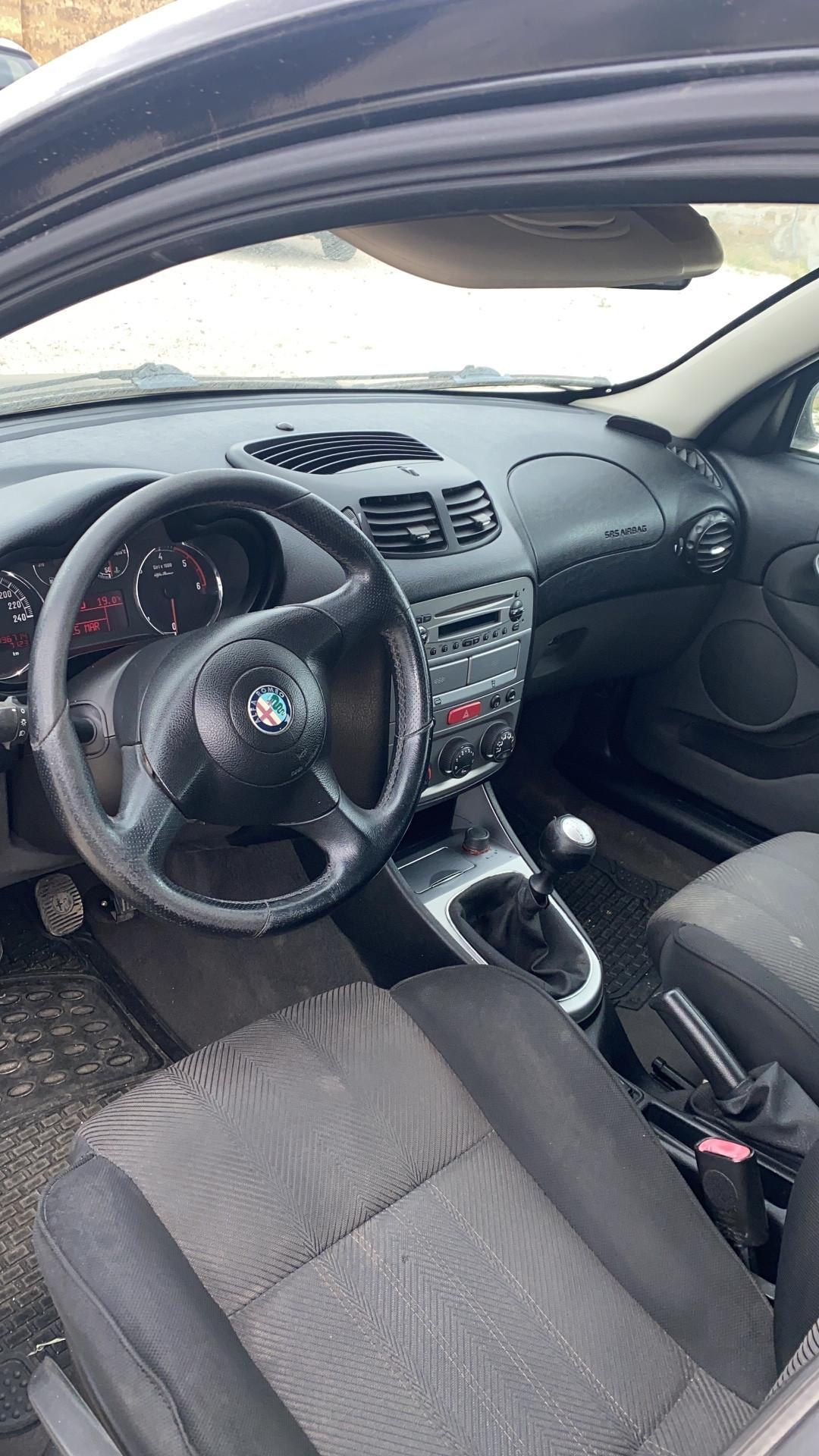 Alfa Romeo 147 1.9 JTD M-JET 16V 5 porte Exclusive