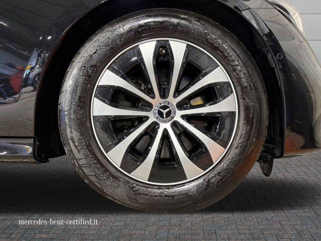 MERCEDES-BENZ E 220 d Mild hybrid Advanced Auto