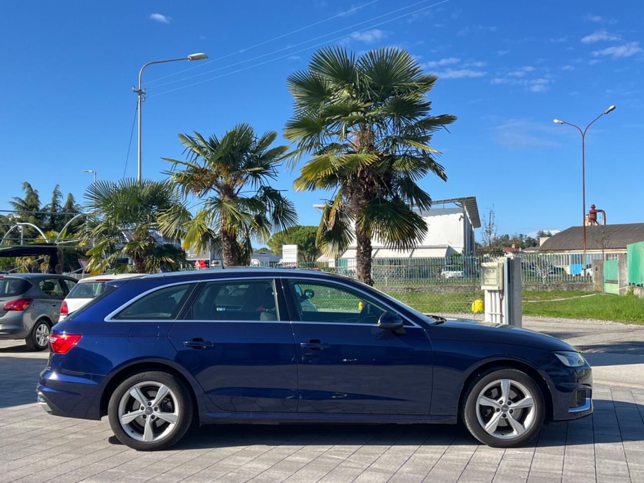 Audi A4 Avant 35 2.0 tfsi mhev 150cv s-tronic