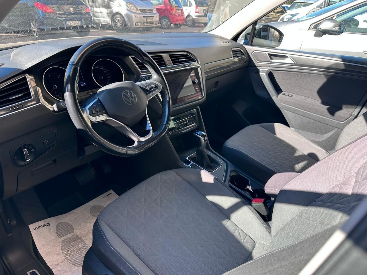 Volkswagen Tiguan 2.0 TDI 150 CV SCR DSG Elegance