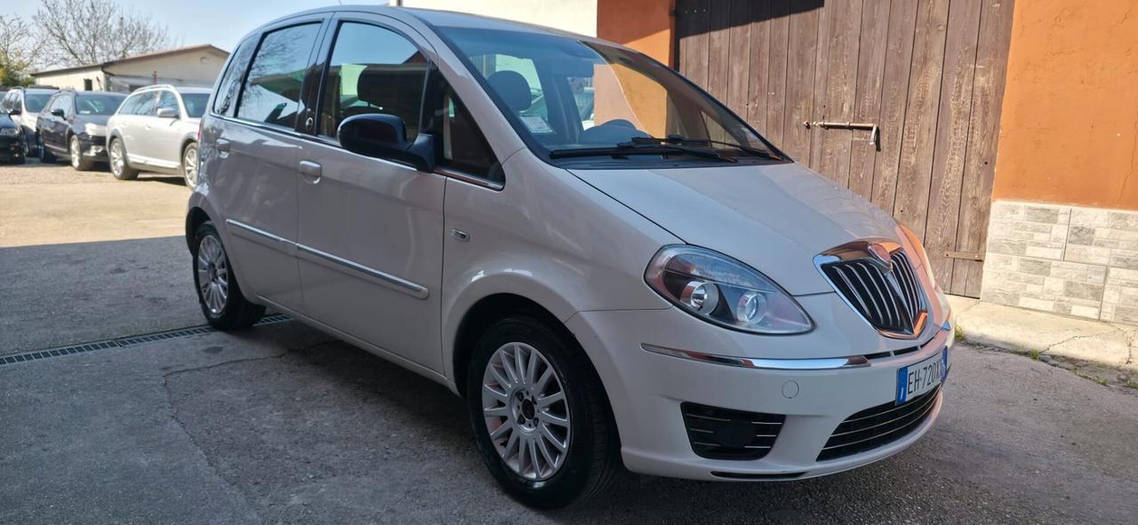 Lancia MUSA 1.4 8V Ecochic (GPL) 5th Avenue neop