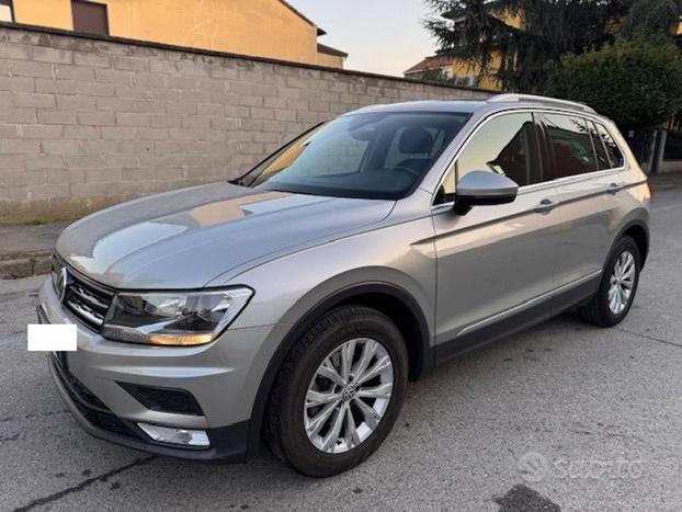 VOLKSWAGEN Tiguan 1.4 TSI Business BlueMotion Te