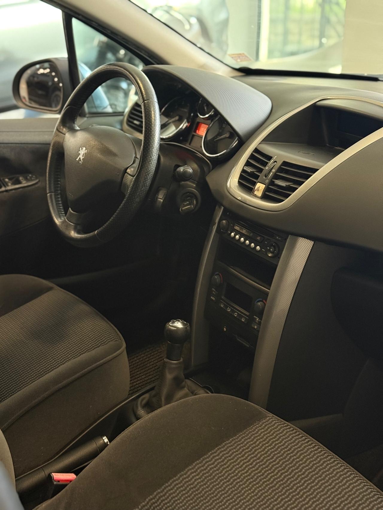 Peugeot 207 1.4 88CV 5p. XS