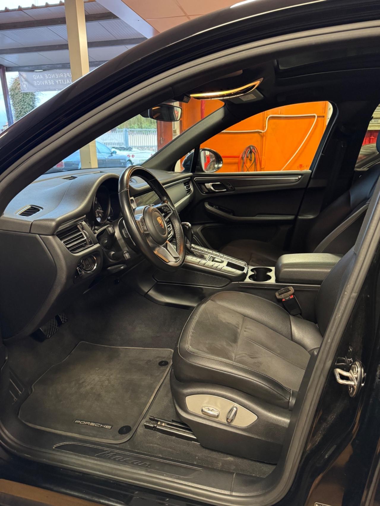 Porsche Macan 2.0T “Pari al nuovo” PERMUTE