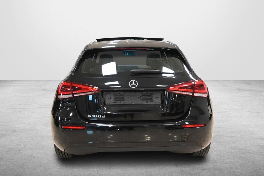 MERCEDES-BENZ A 180D 116CV 6M. BUSINESS SOLUTION ( FARI LED - NAVI PREMIUM - MIRROR - TETTO PANORAMICO APR. - CRUISE - PARK ASSISTANT - TELECAMERA POST. )