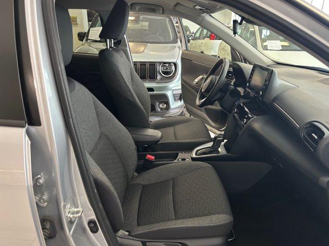 TOYOTA Yaris Cross 1.5 Hybrid 5p. E-CVT Business