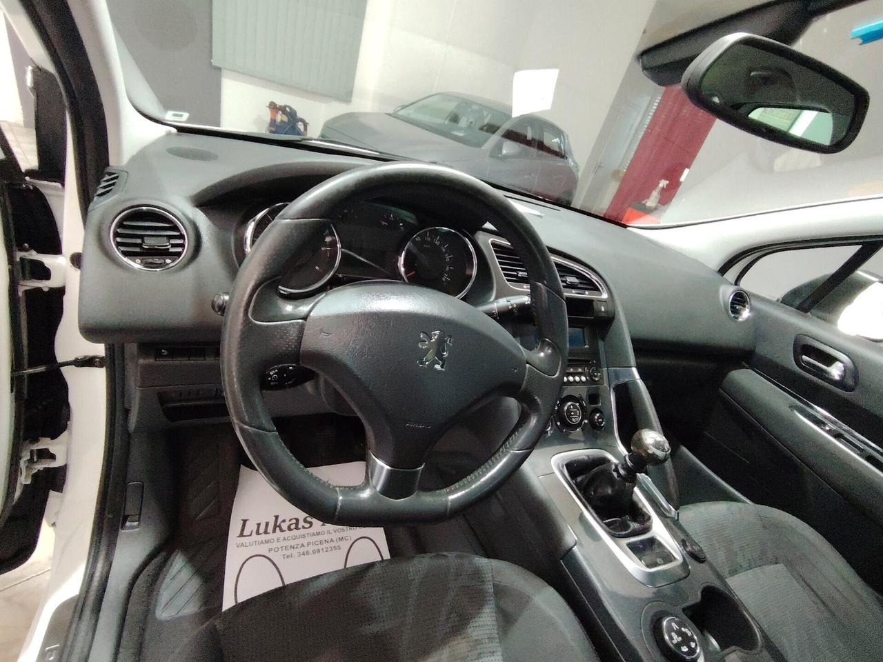 Peugeot 3008 1.6 e-HDi 115CV cambio robotizzato Stop&Start Style