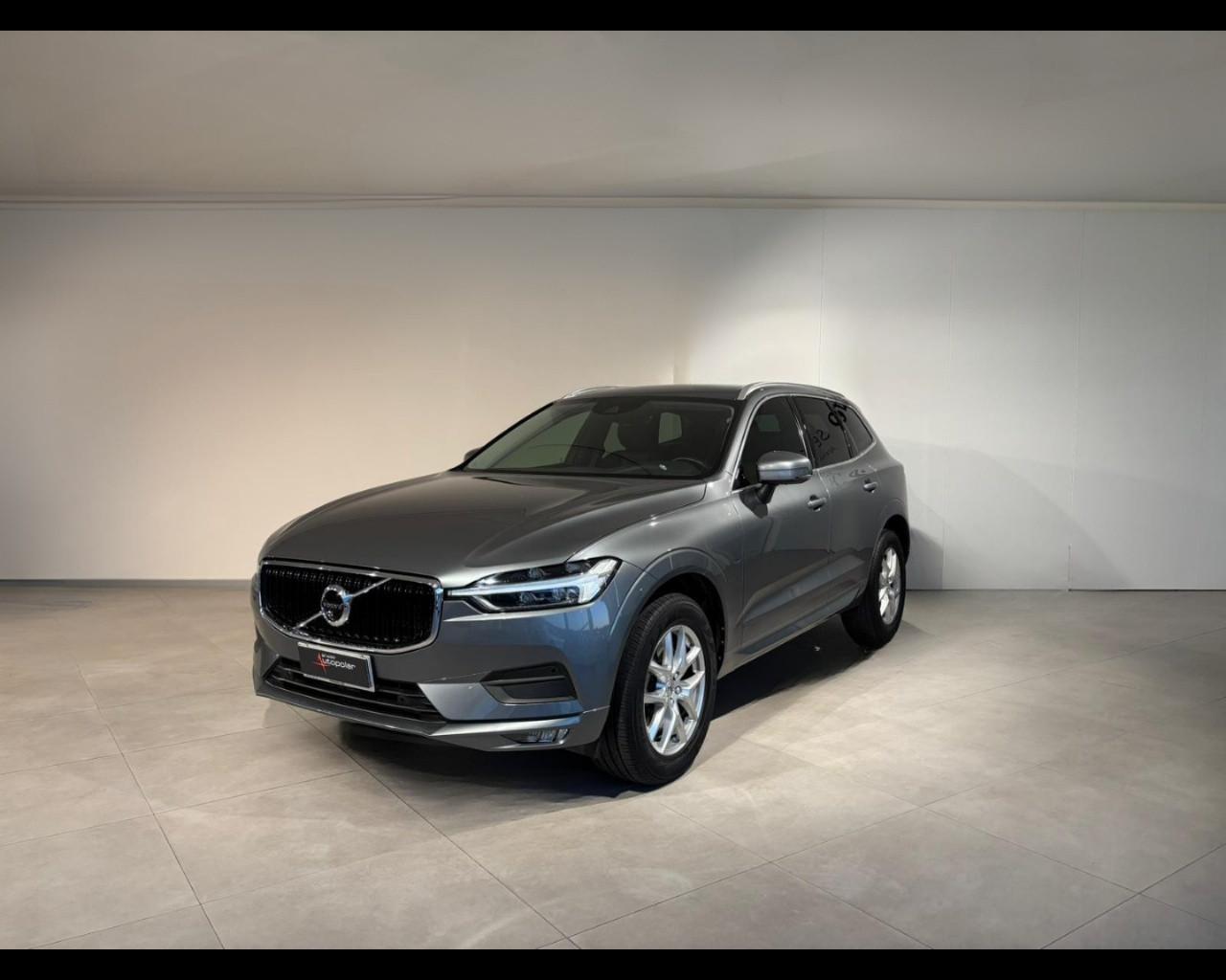 VOLVO XC60 B4 DIESEL AWD MOMENTUM PRO AUTO
