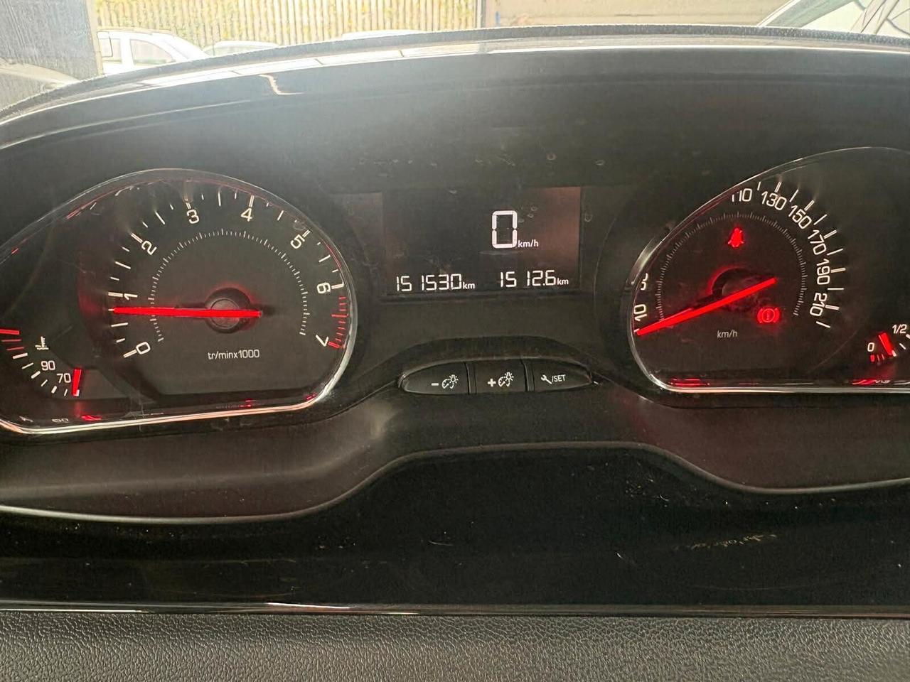 Peugeot 208 1.2 VTi 82 CV 5 porte Active