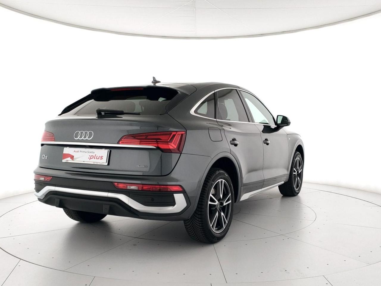Audi Q5 sportback 40 2.0 tdi mhev 12v s line quattro s-tronic