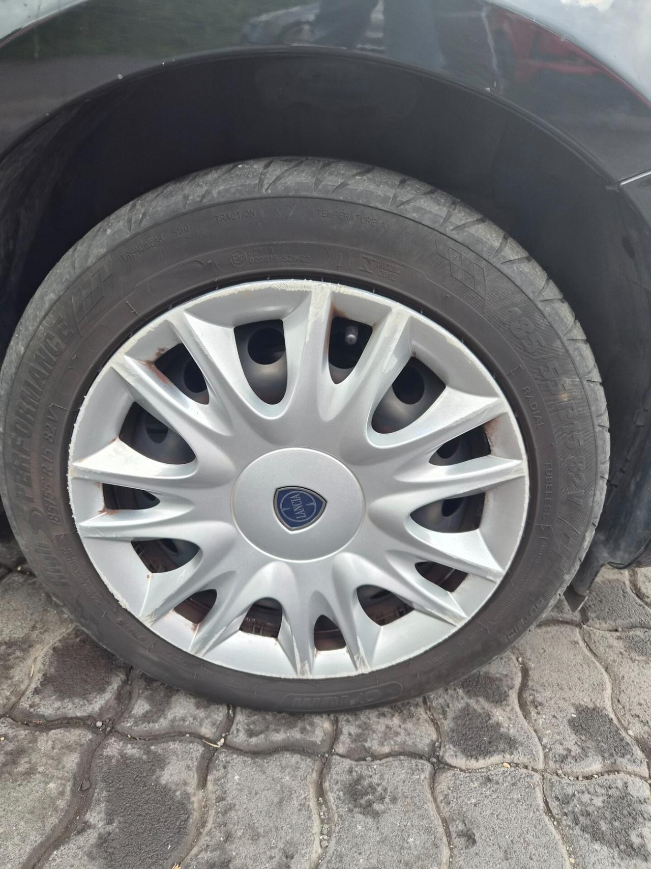 Lancia Ypsilon 1.2 69 CV 5 porte S&S Platinum