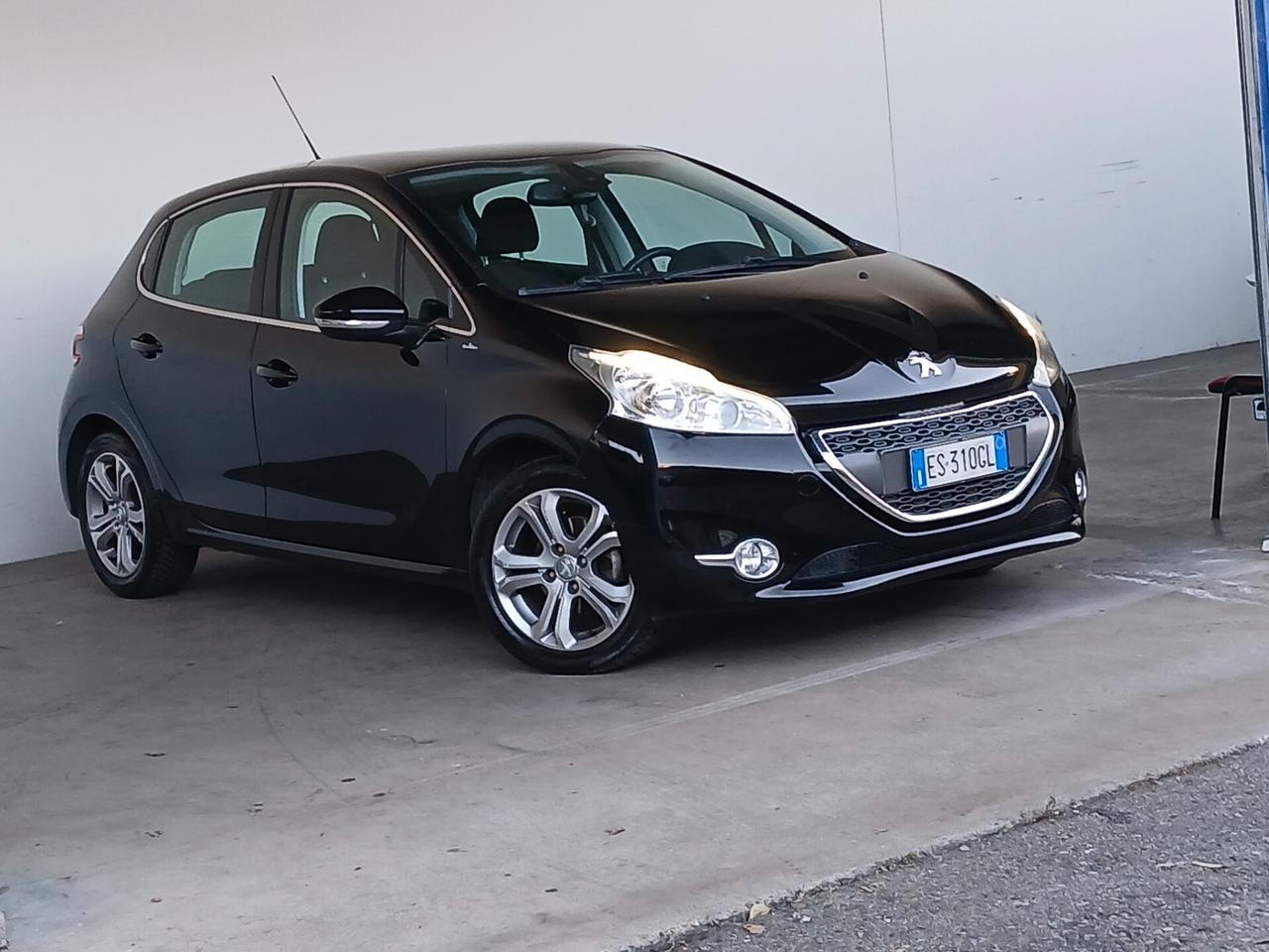 Peugeot 208 1.2 VTi 82 CV 5 porte Limited