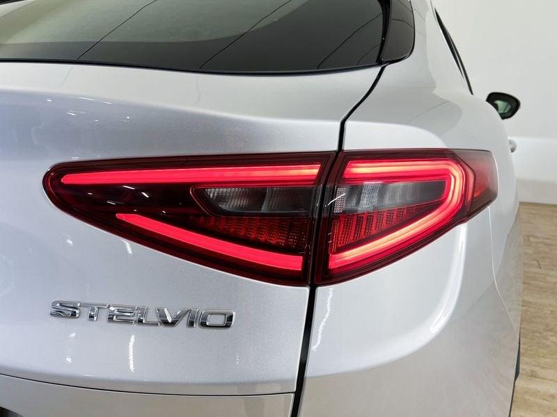 Alfa Romeo Stelvio 2.2 Turbodiesel 190 CV AT8 Q4 Super
