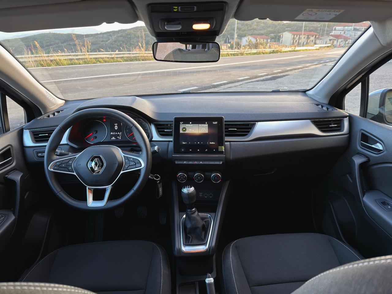 Renault Captur 1.0 TCe 100 CV Zen - 21.000KM