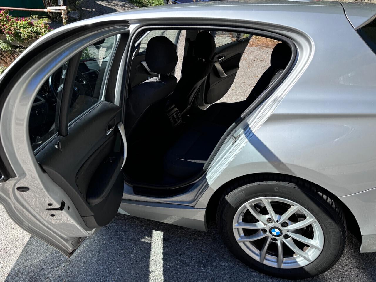 Bmw 116 116d 5p. Urban AUTOMATICO