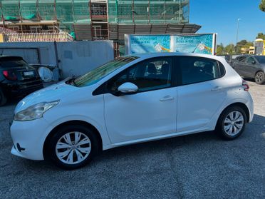 Peugeot 208 1.4 HDi 68 CV 5 porte Access