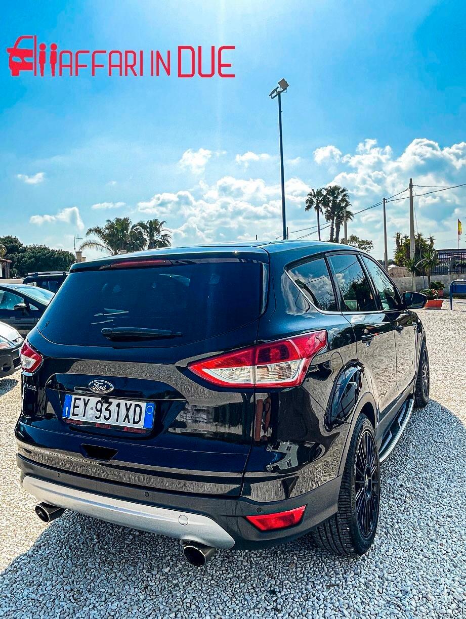 Ford Kuga 2.0 TDCI 150 CV S&S 4WD Powershift Titanium