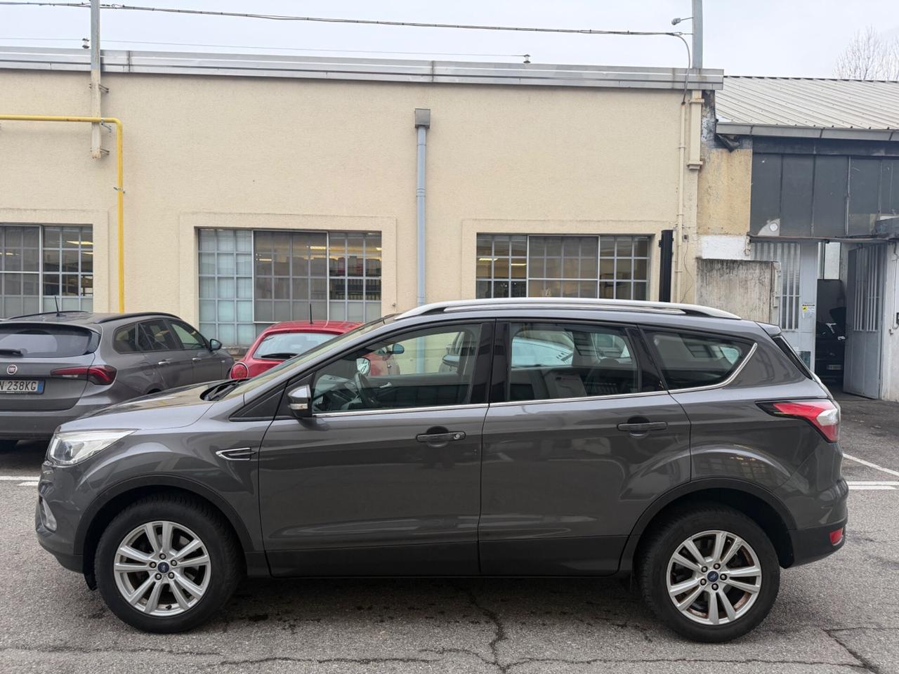Ford Kuga 1.5 EcoBoost 120 CV S&S 2WD Titanium