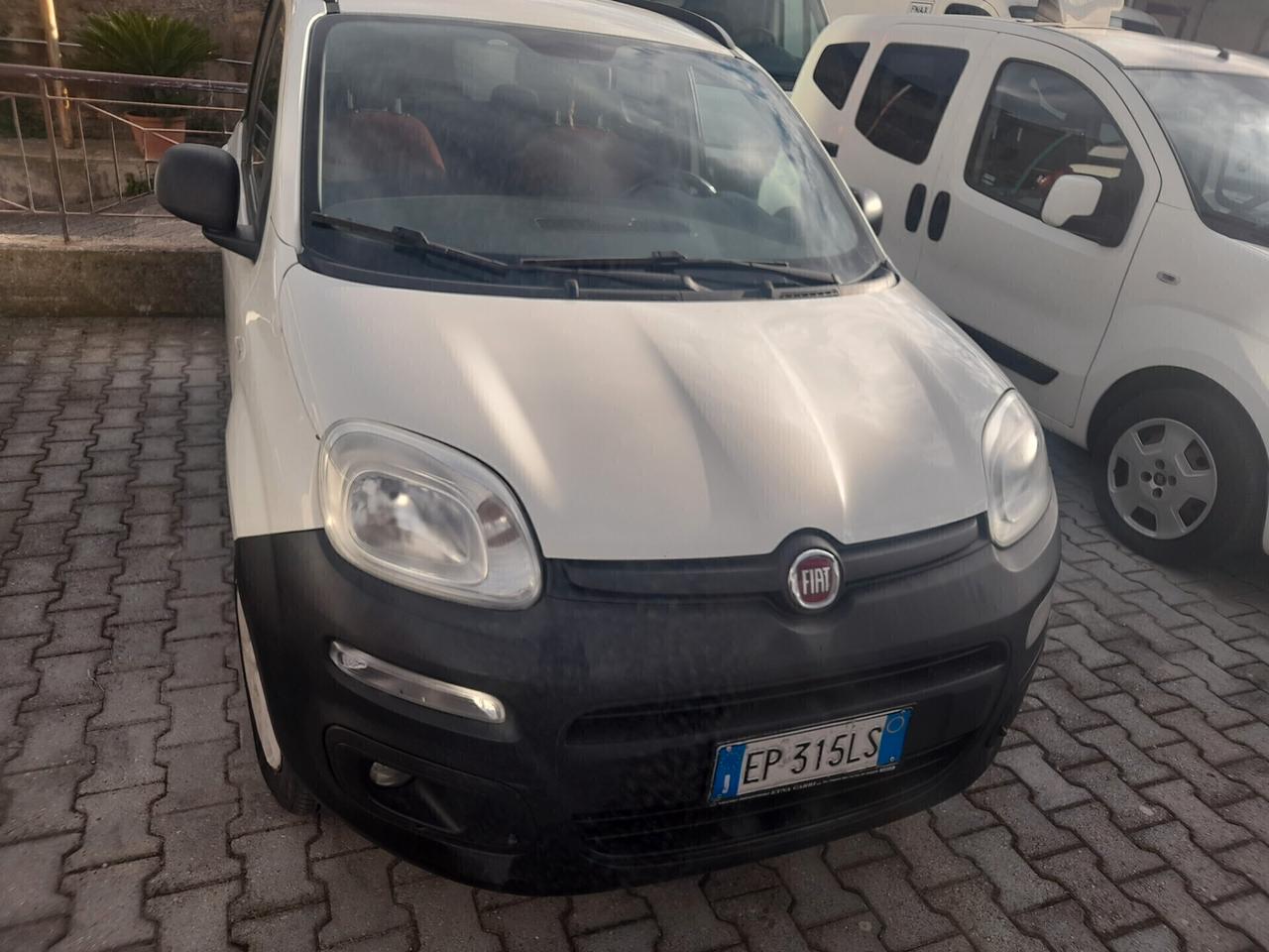 Fiat Panda 1.3 MJT 75 CV 4 X 4 Van AUTOCARRO N1 4 POSTI ANNO 2013