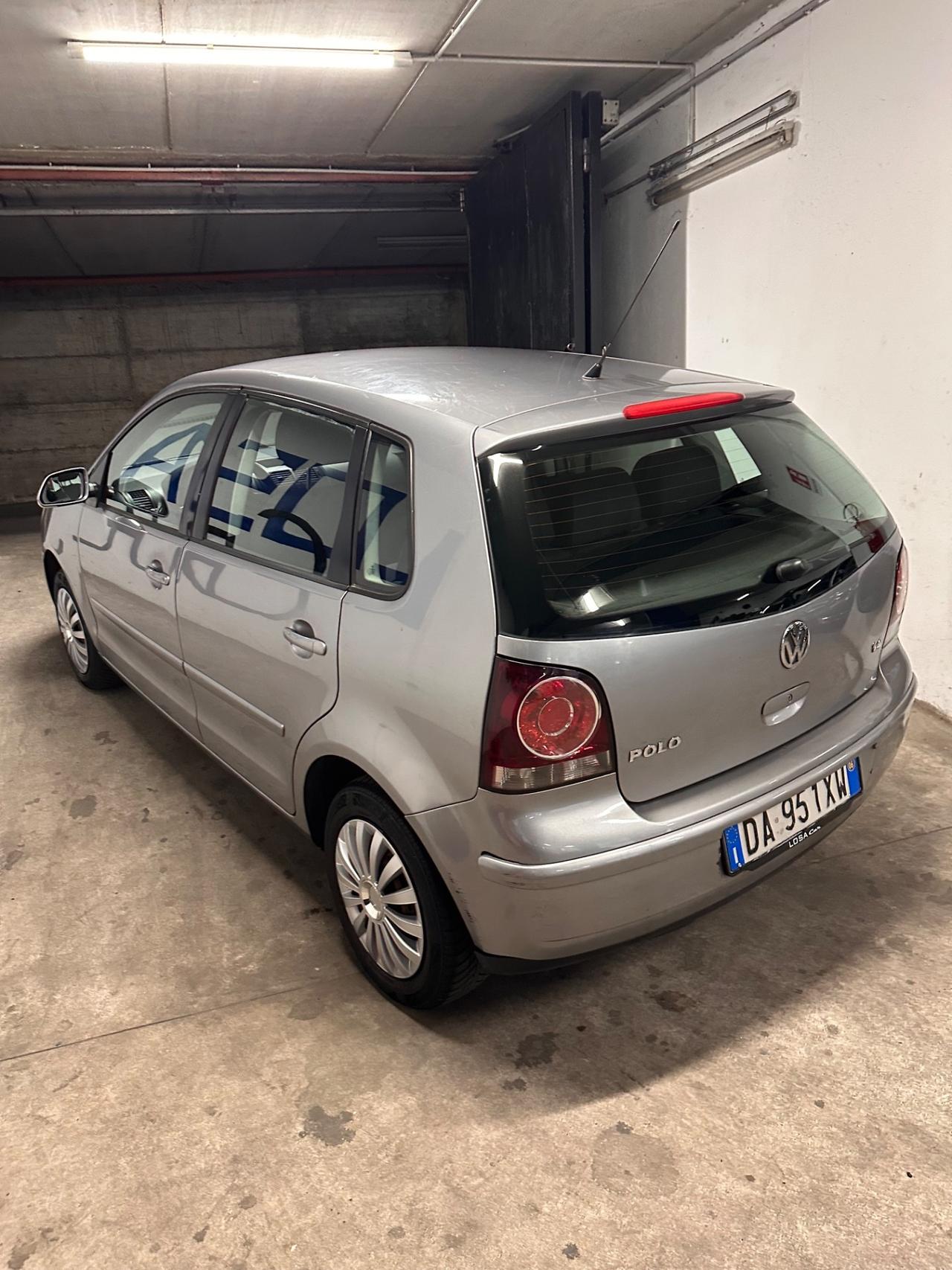 Volkswagen Polo 1.2/64CV 12V 5p. Comfortline 2006