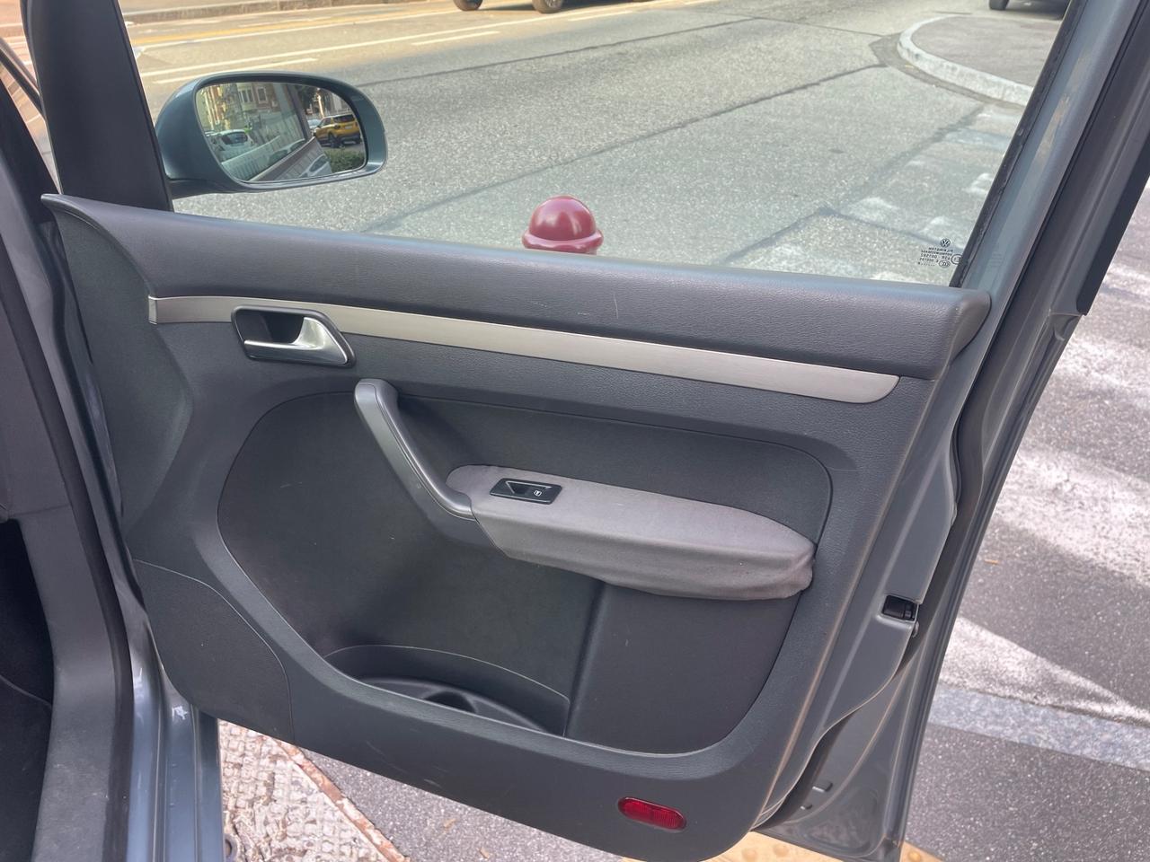 Volkswagen Touran 1.6 GPL/GARANZIA 12 MESI