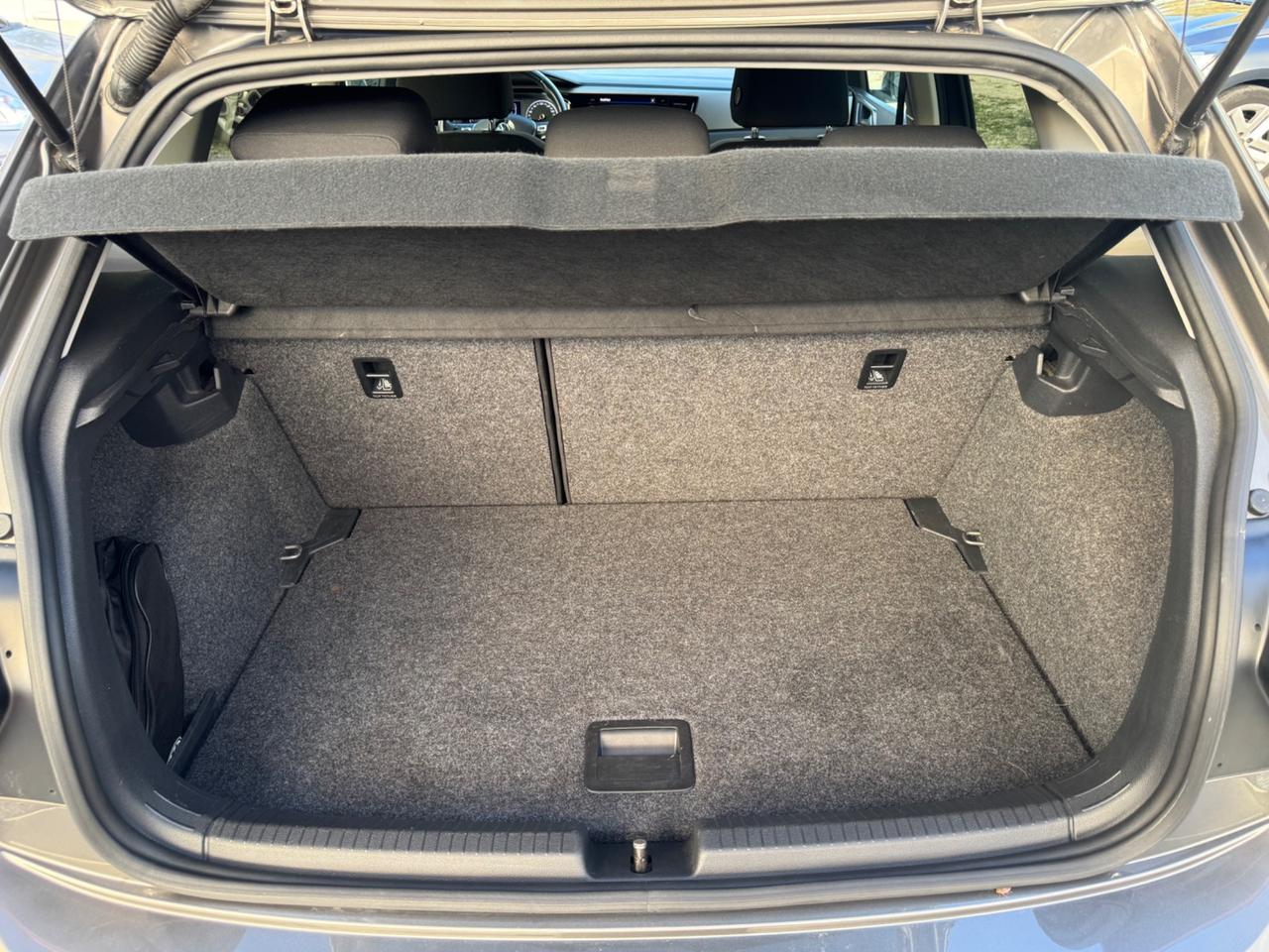 Volkswagen Polo 1.0 TGI 90Cv R-Line Sport BMT