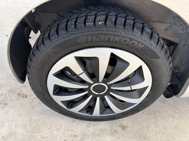 TOYOTA Aygo 1.0 12V VVT-i 5 porte OK NEOPATENTATI 5 PORTE