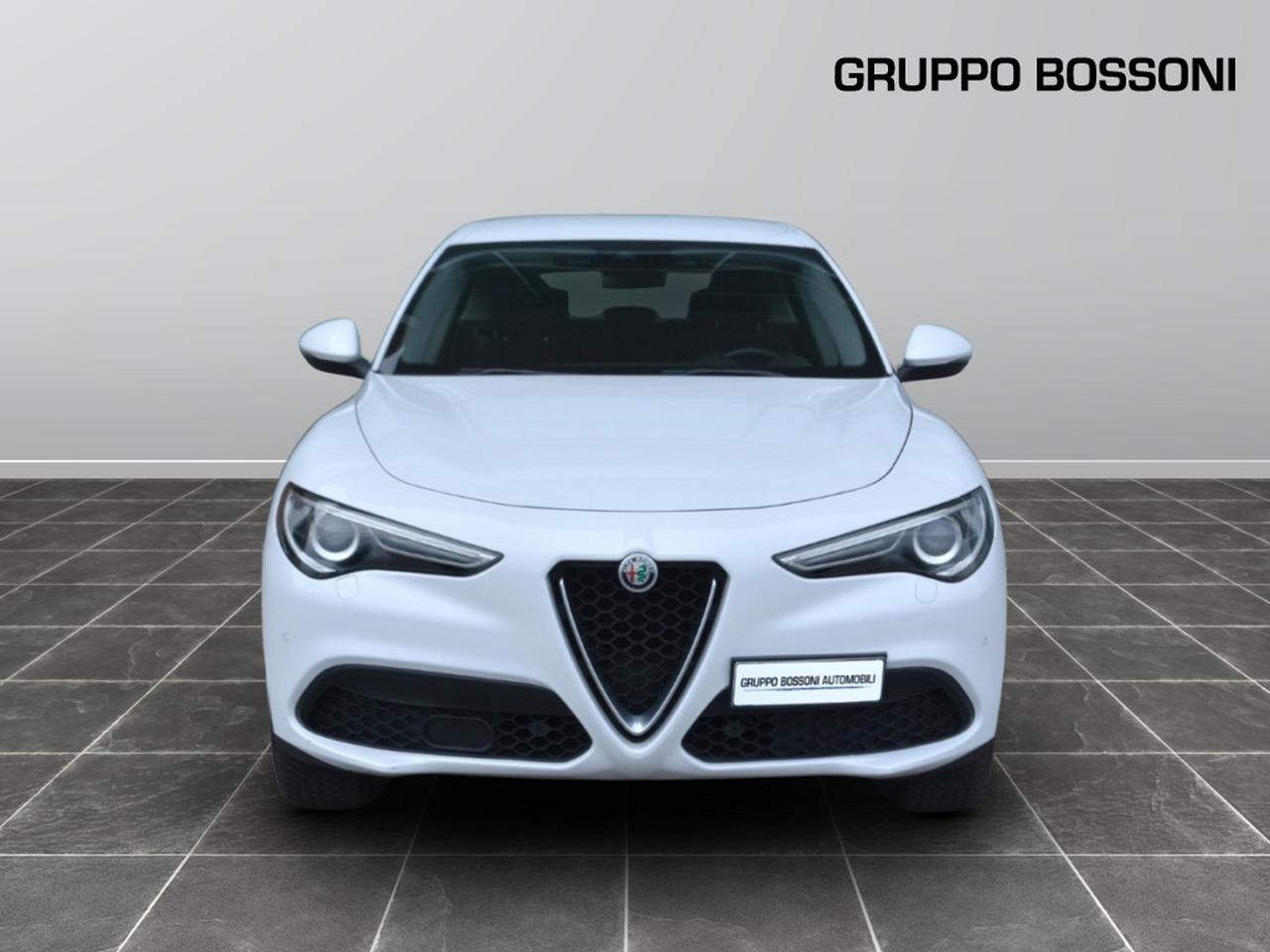 Alfa Romeo Stelvio 2.0 turbo 200cv business q4 at8