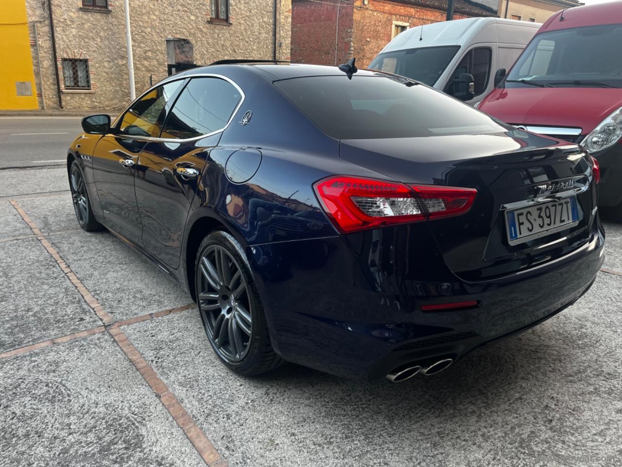 MASERATI Ghibli V6 Gransport