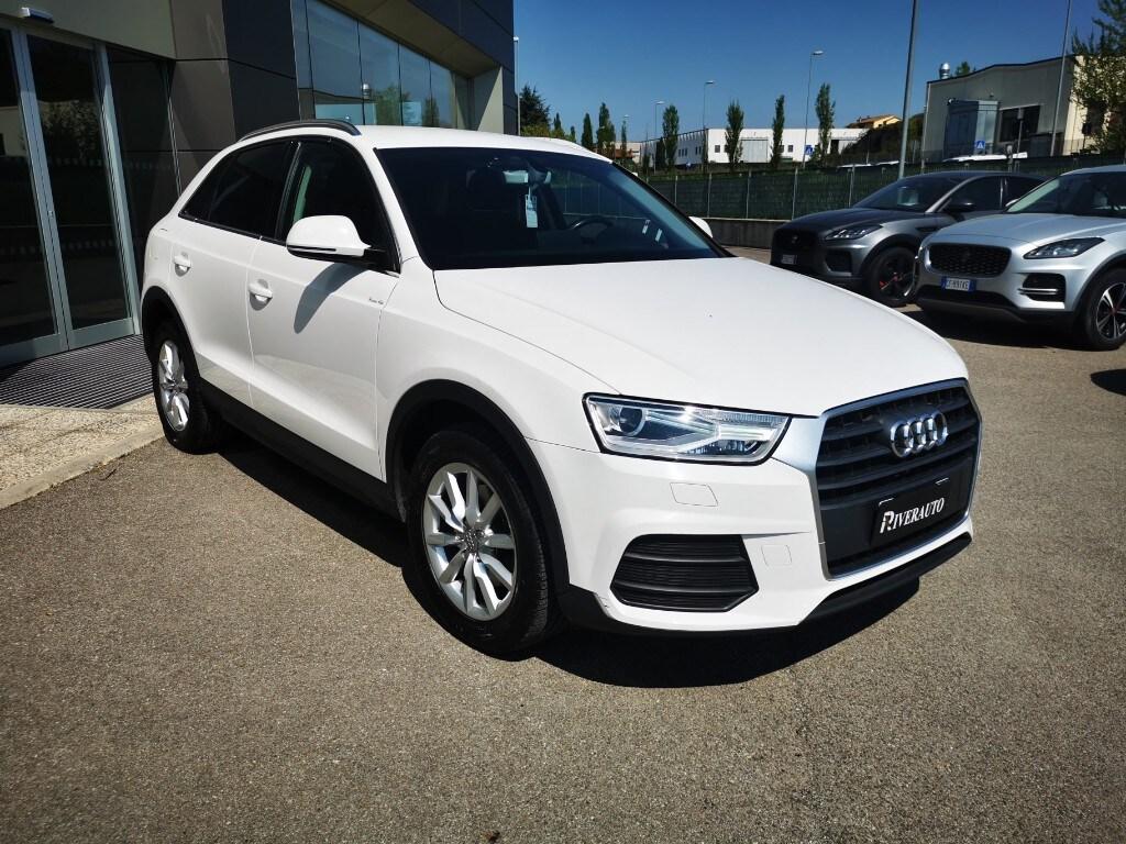 AUDI Q3 Q3 2.0 TDI 120 CV Business