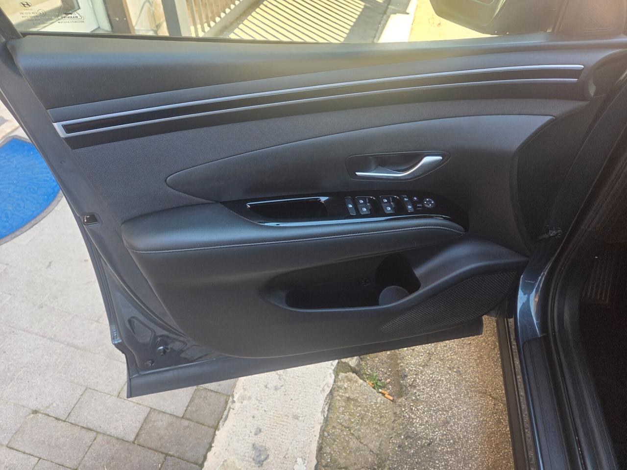 HYUNDAI TUCSON ANNO 2022 SOLI KM 120000 CERTIFICATI