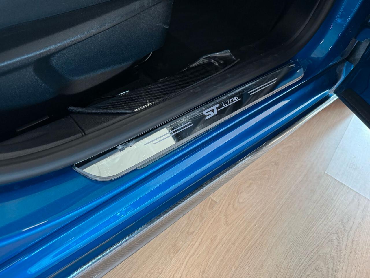 Ford Focus 1.0 EcoBoost Hybrid ST-Line