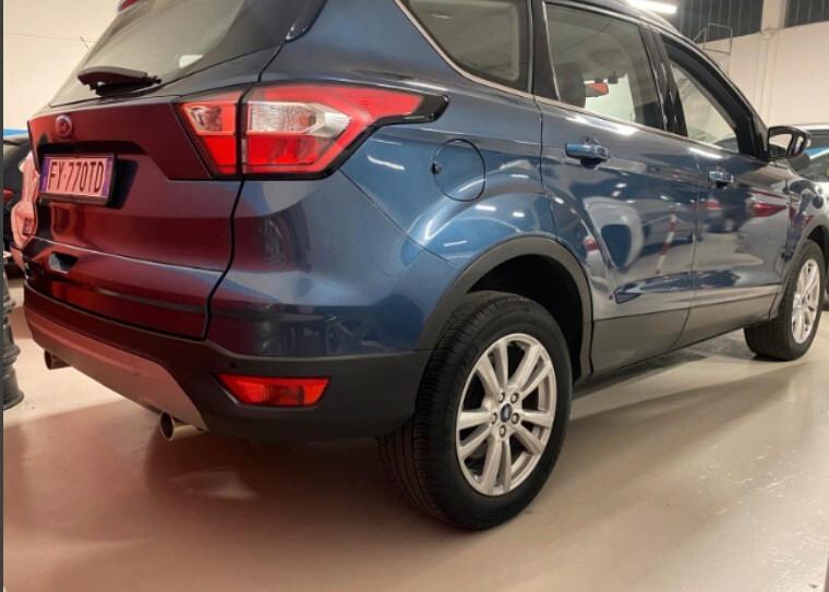 Ford Kuga 1.5 TDCI 120 CV S&S 2WD Business