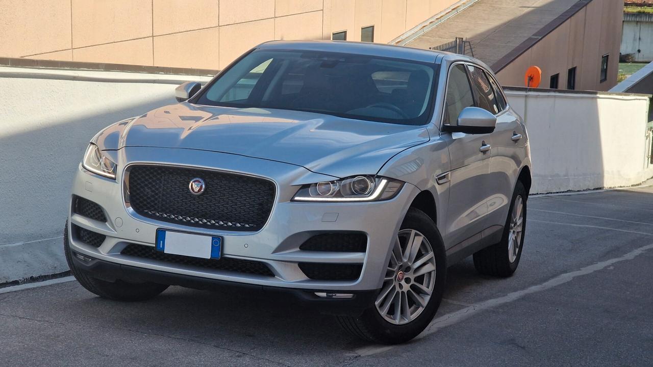 Jaguar F-Pace 2.0 D 180 CV AWD aut. Portfolio