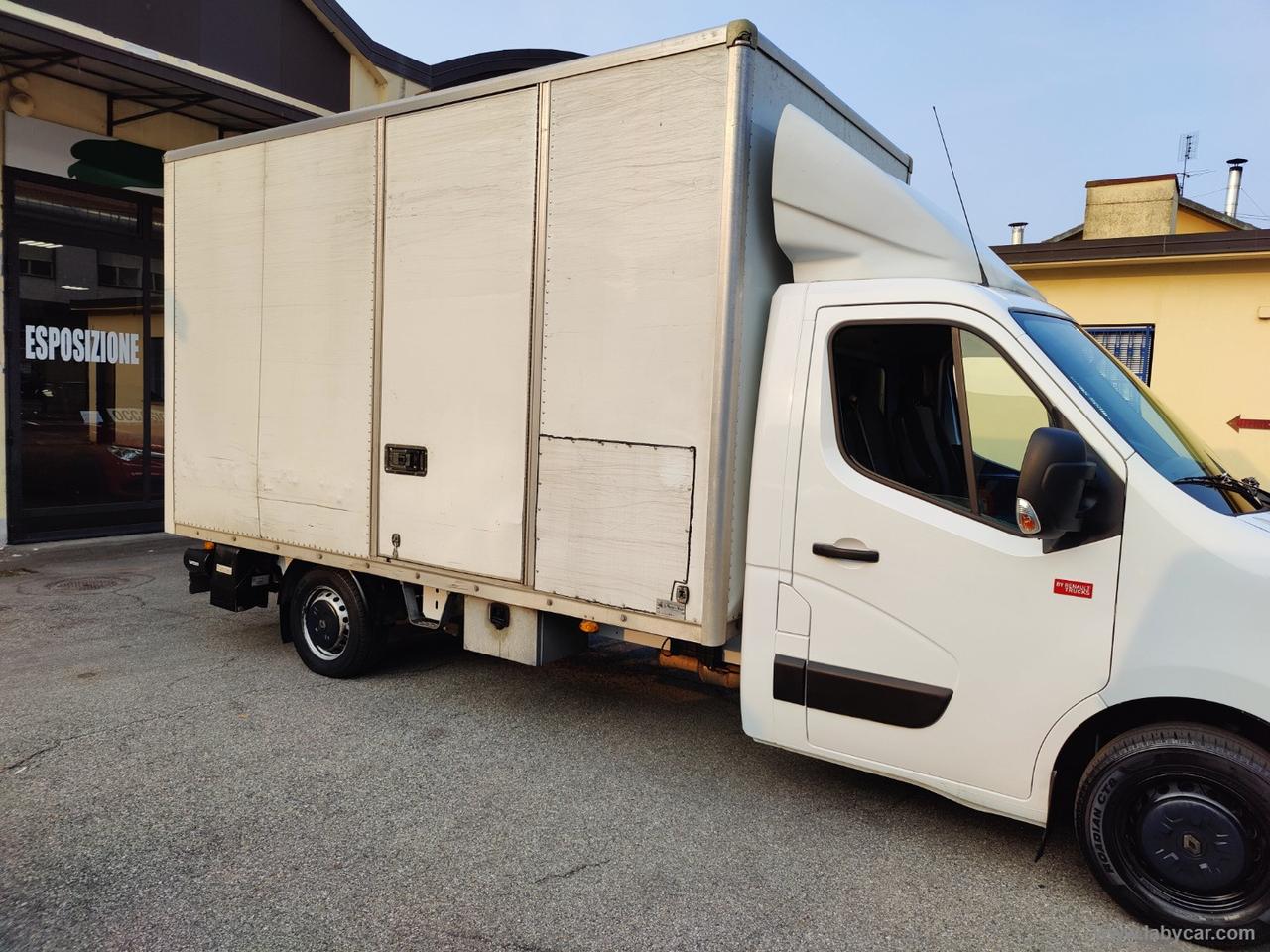 Master 2.3dCi 145CV CAB. SPONDA SOLLEVATRICE