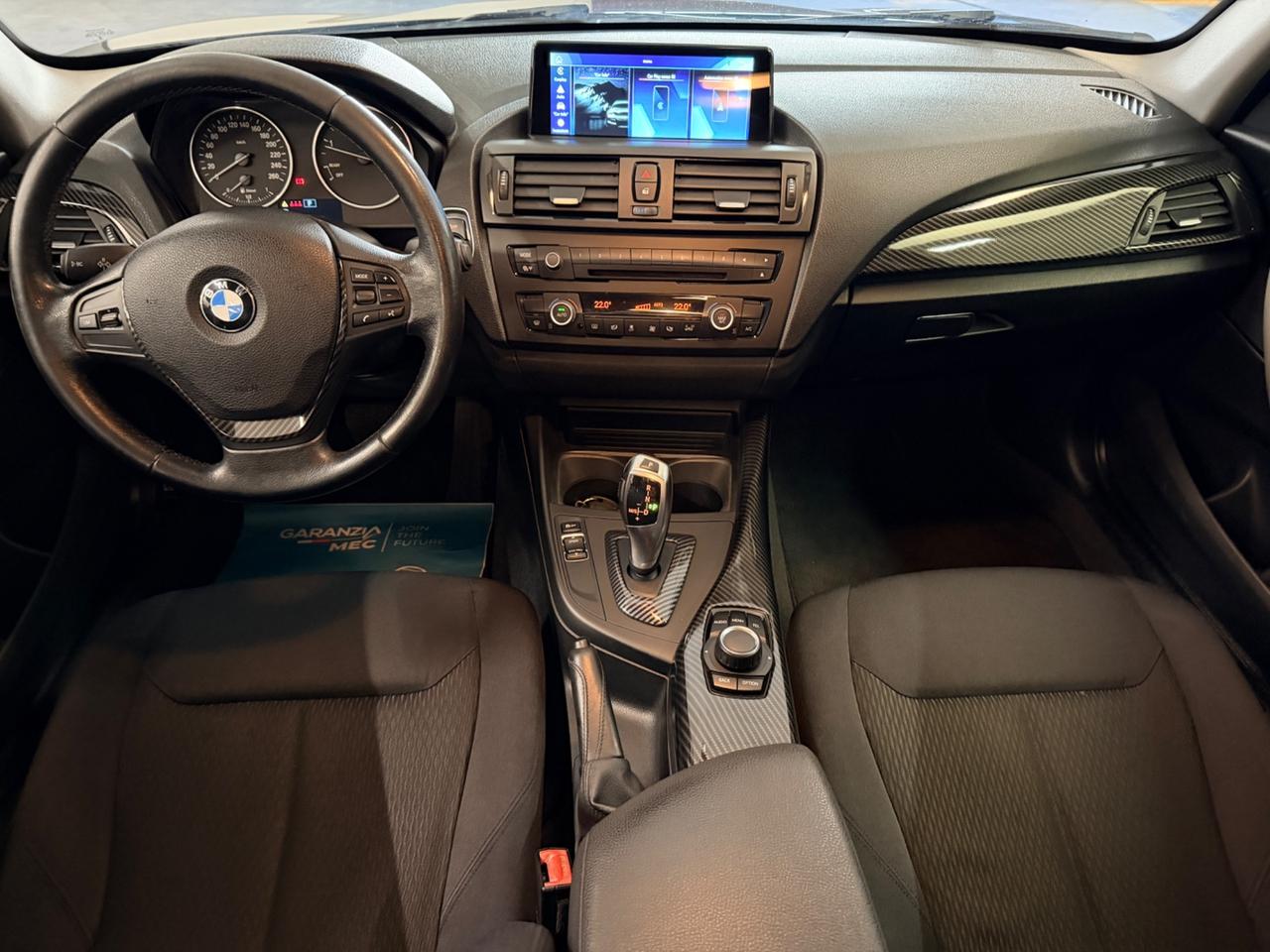 Bmw 120 120d 5p. Unique