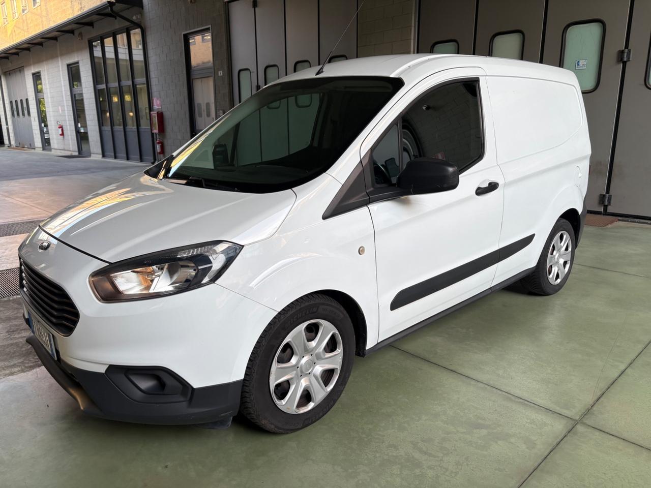 Ford Transit Courier 1.5 TDCi 75CV Van Trend