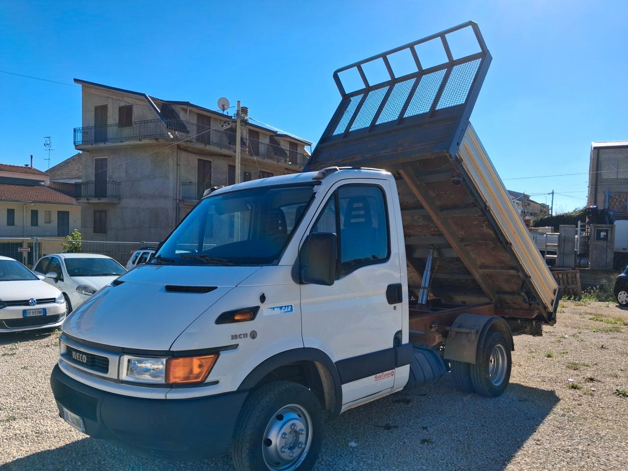 Iveco daily ribaltabile idraulico unico proprietario 180mila km