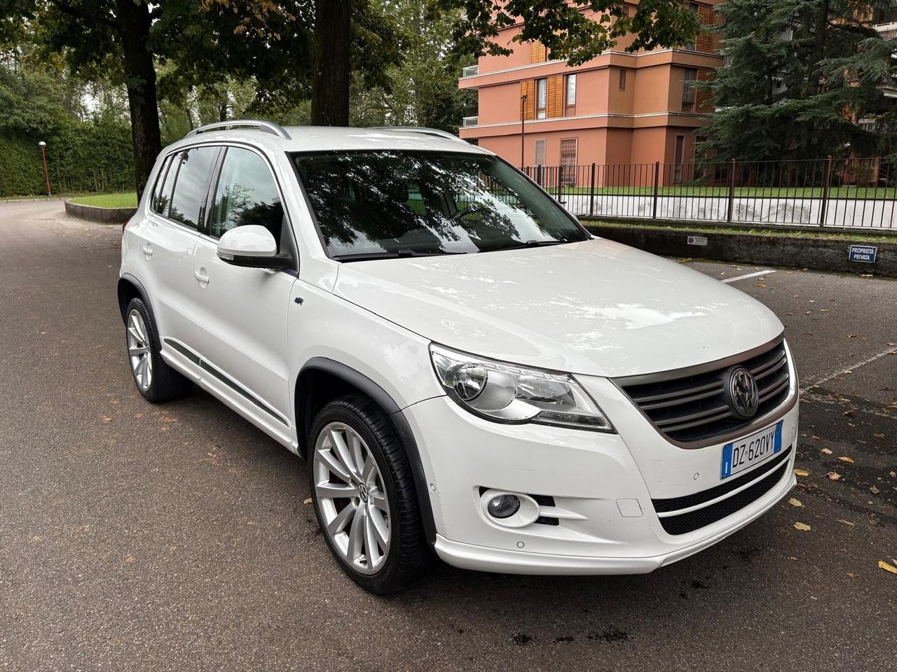 Volkswagen Tiguan 2.0 TSI 4MOTION R-Line