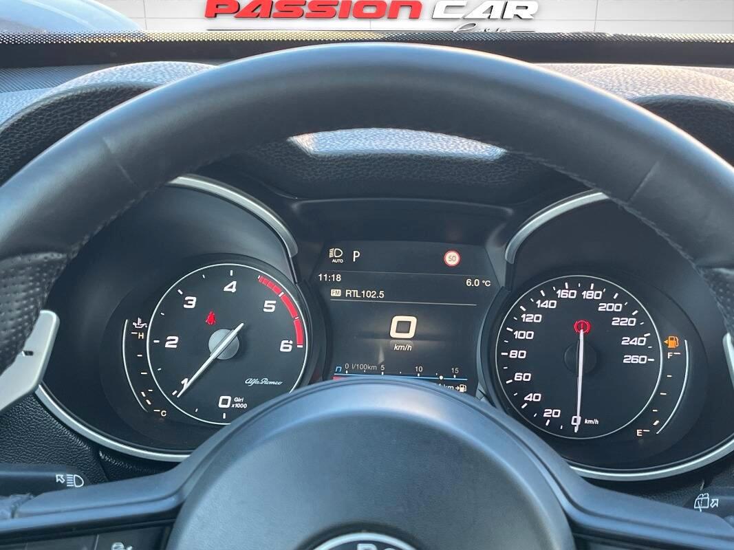 Alfa Romeo Stelvio 2.2 t Veloce Q4 210cv auto