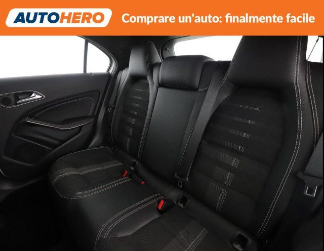 MERCEDES-BENZ A 180 d Sport