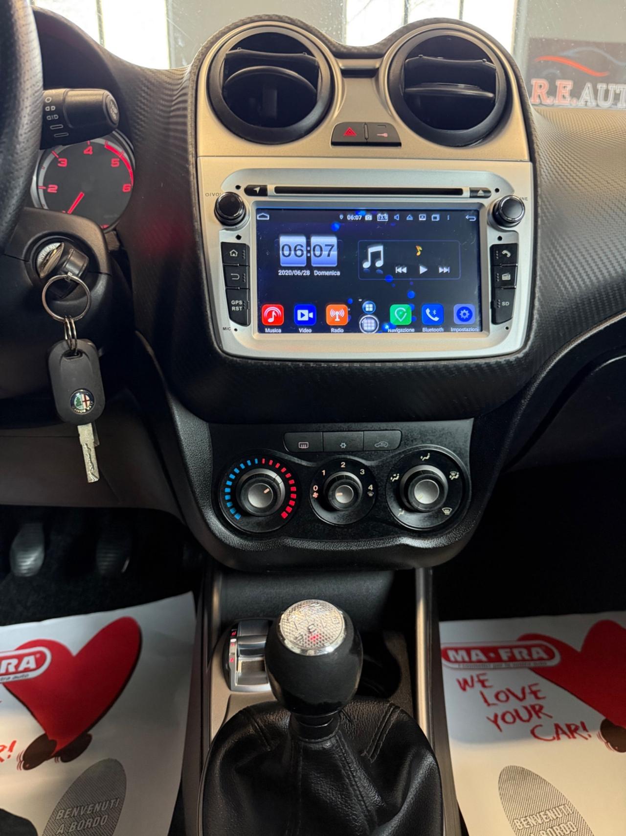 Alfa Romeo MiTo 1.3 JTDm-2 95 CV S&S Distinctive Sport Pack