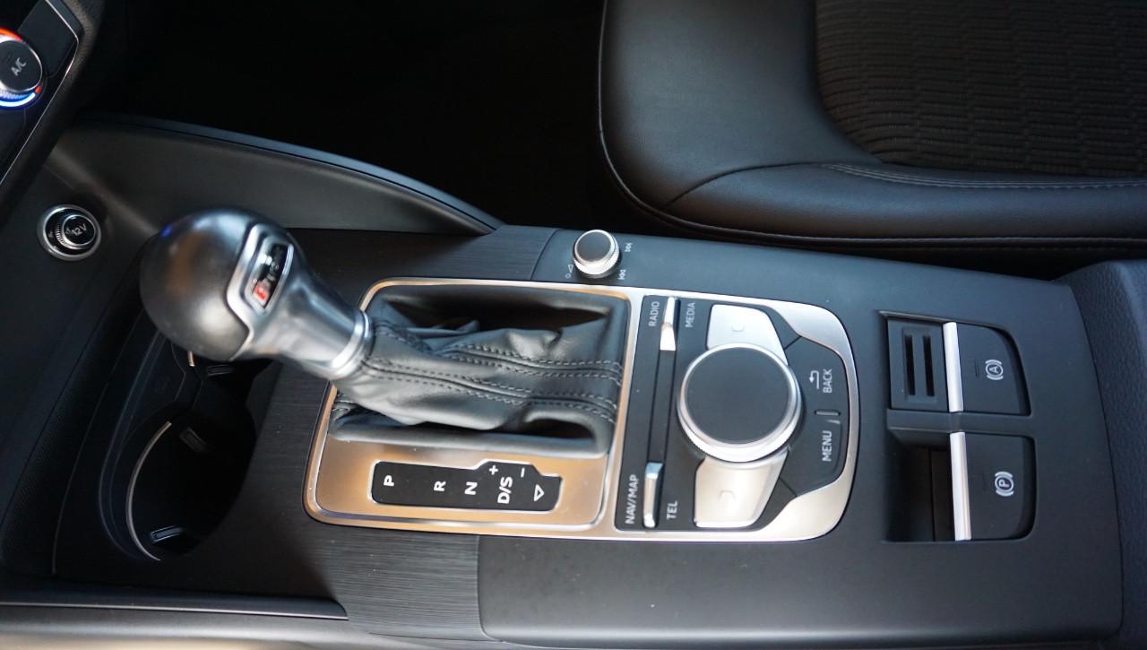 Audi A3 Sportback 1.6 tdi Business 110cv s-tronic