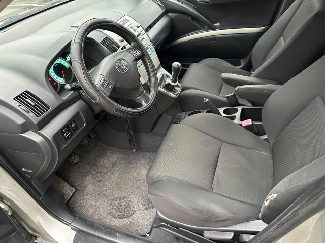 TOYOTA Corolla Verso 2.0 16V D-4D Sol