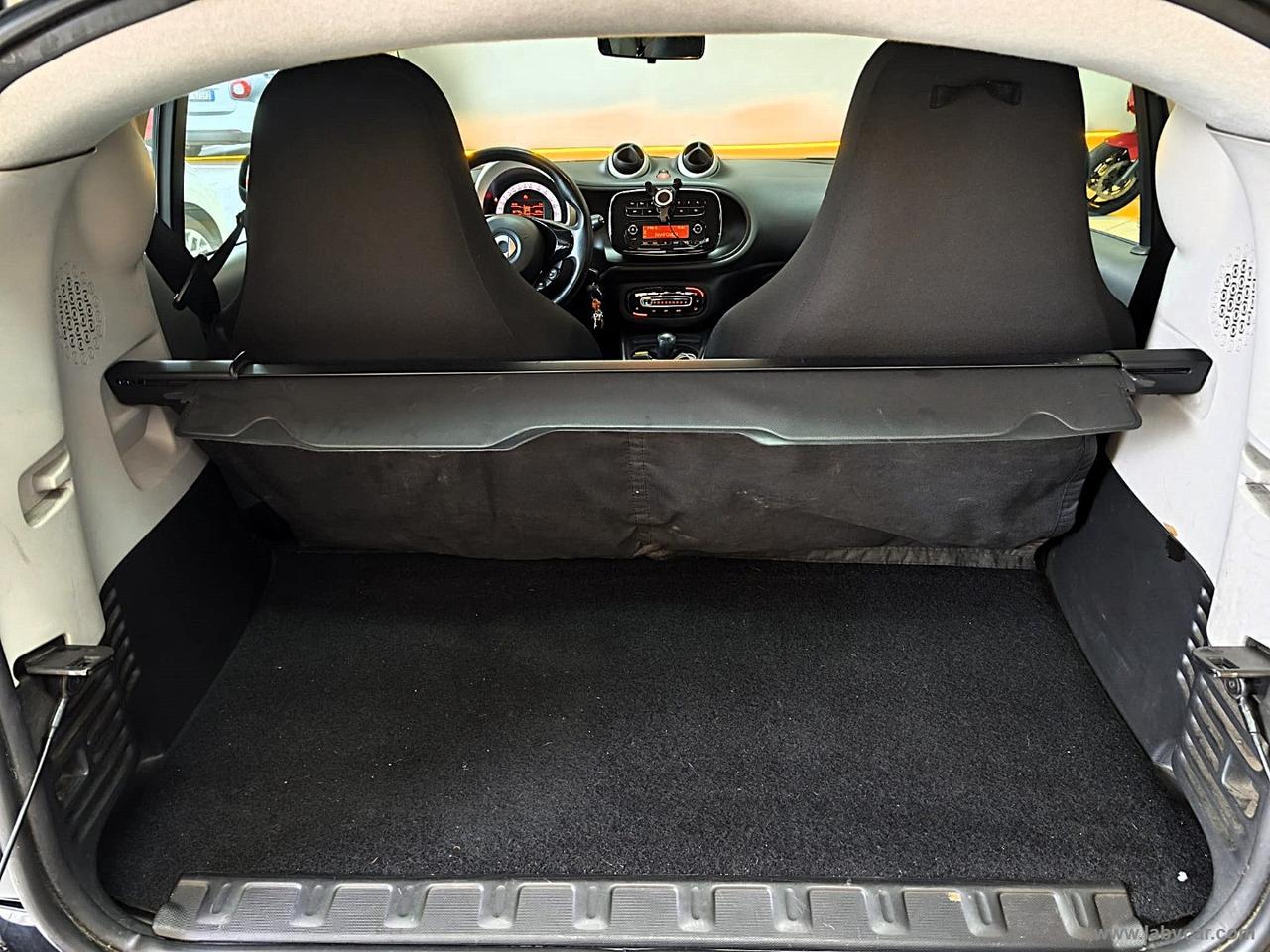 SMART fortwo 70 1.0 twinamic AUTOM*2017